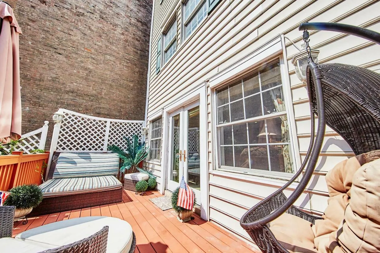 Townhouse 222 Villa New York